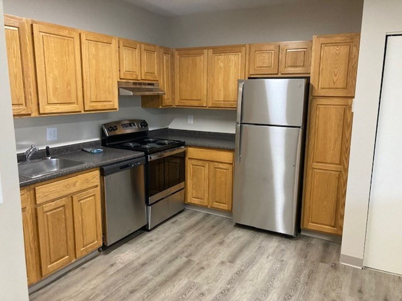 APT Correlative Housing - Photo 6 of 29