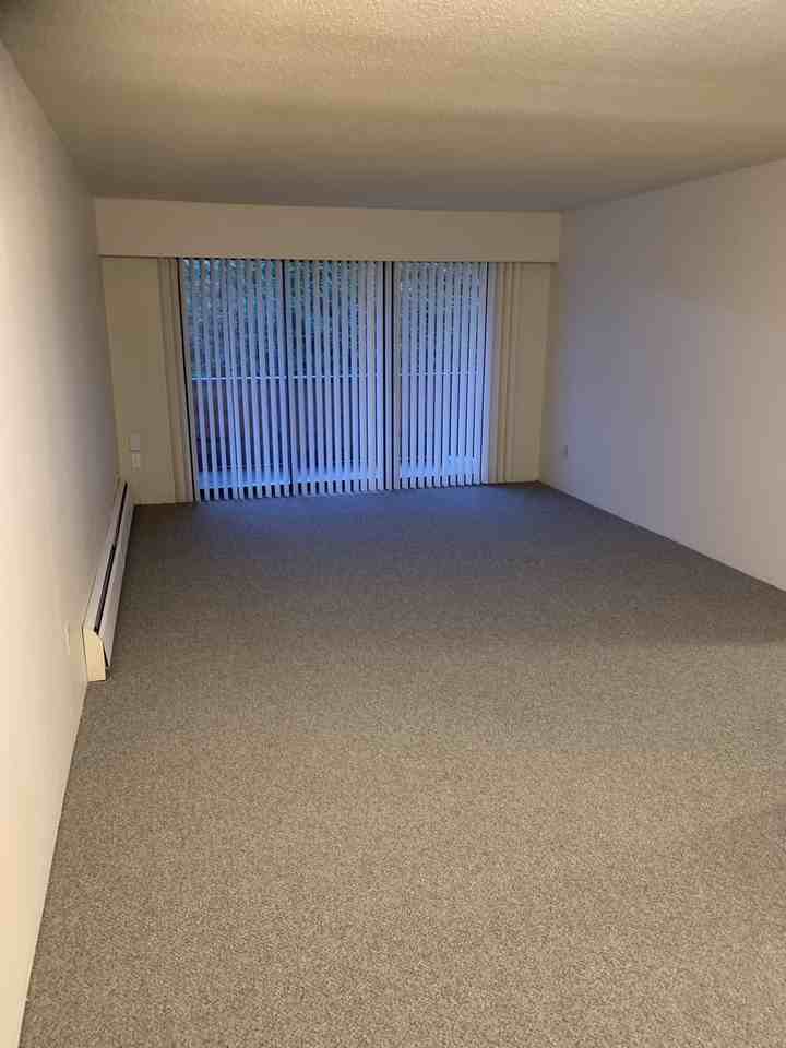 7700 Francis Rd - Photo 2 of 7