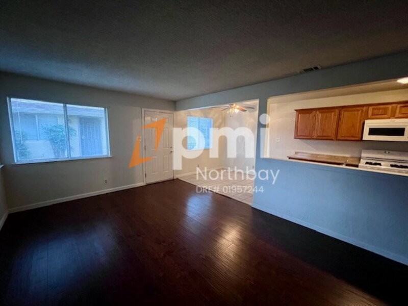 1977 Woodglen Lane #3 - Photo 3 of 11