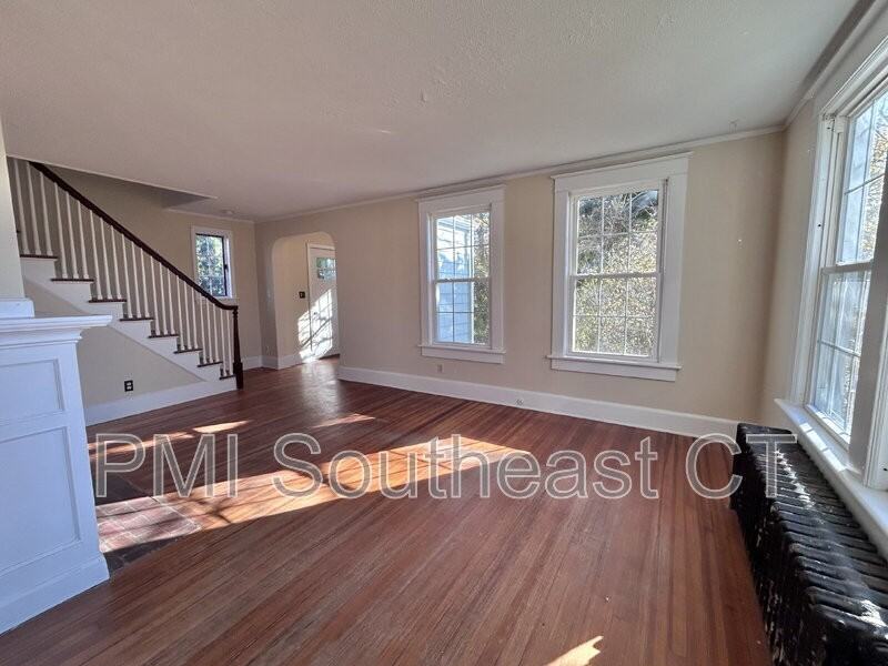 142R Old Norwich Rd - Photo 7 of 29