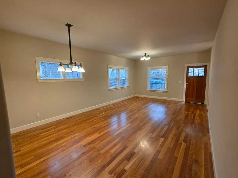 2423 Northwest Awbrey Road - Photo 2 of 22