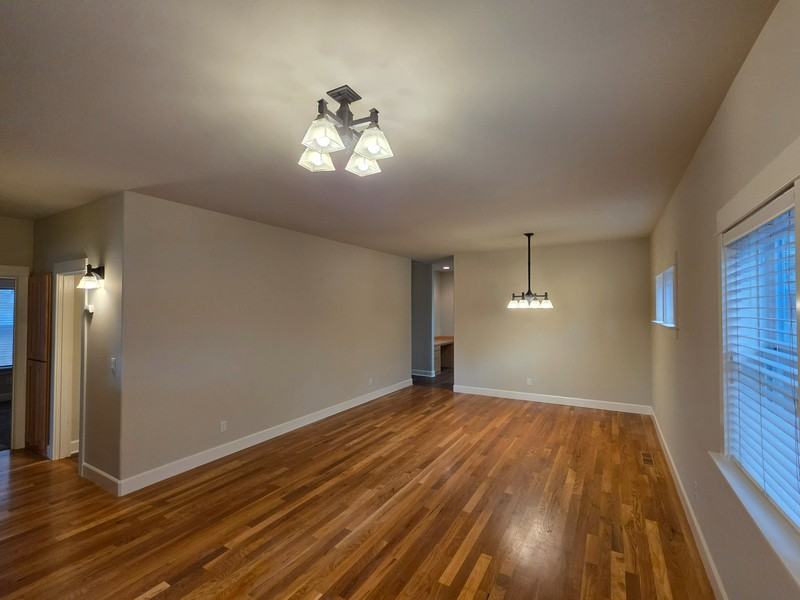 2423 Northwest Awbrey Road - Photo 3 of 22