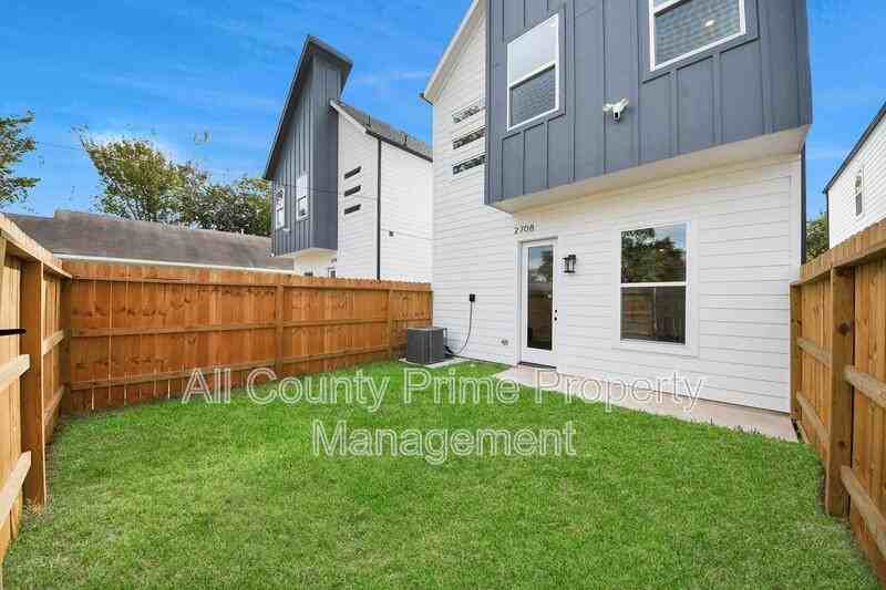 2708 Bostic St #A - Photo 4 of 27