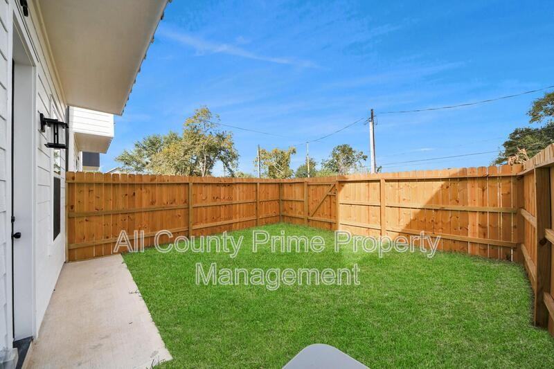 2708 Bostic St #A - Photo 5 of 27