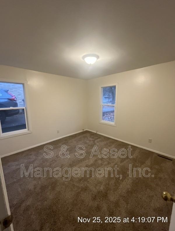 6338 Rosedale Rd - Photo 6 of 24