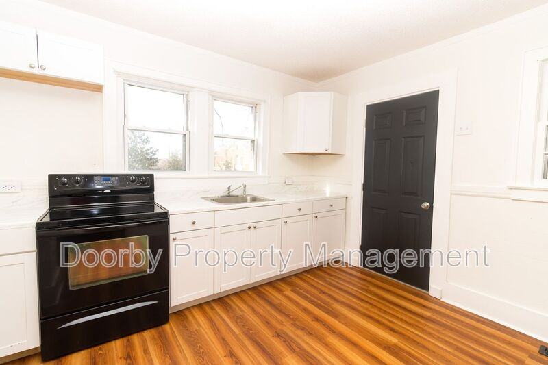 2607 Andrews St - Photo 6 of 16