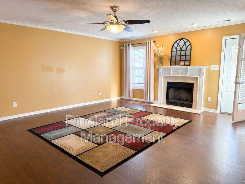 215 Americana Dr - Photo 3 of 30