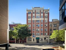 featured image of 505 W Belmont Ave #2M