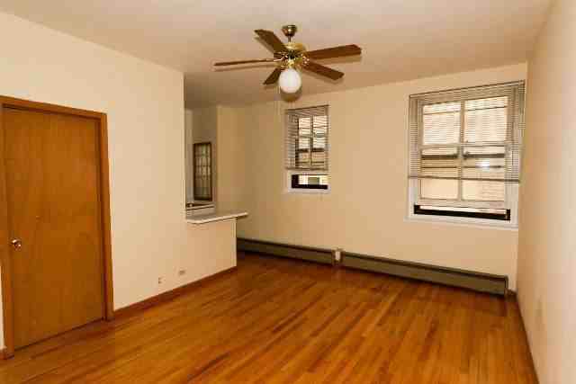 635 West Barry Avenue #305 - Photo 7 of 11