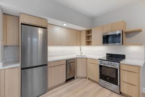 featured image of 1632 West Howard Street