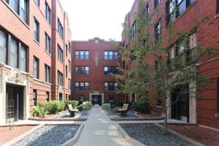 3517 North Racine Avenue #1W - Photo 1 of 1