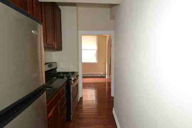 SURF + BROADWAY #G - Photo 5 of 17