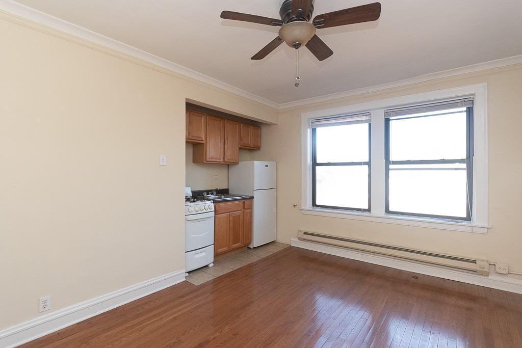 4546 North Damen Avenue #413 - Photo 7 of 15