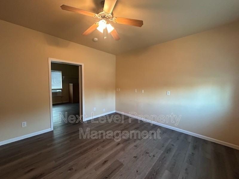 1730 Mountain Gateway Dr - Photo 5 of 11