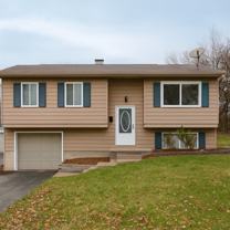 536 Hyatt Avenue - Photo 1 of 1