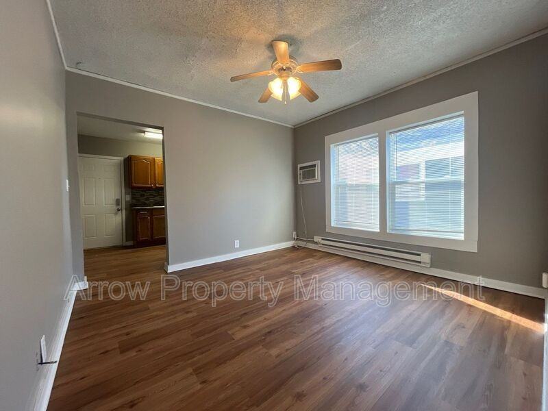 1215 Peach Street #5 - Photo 3 of 11