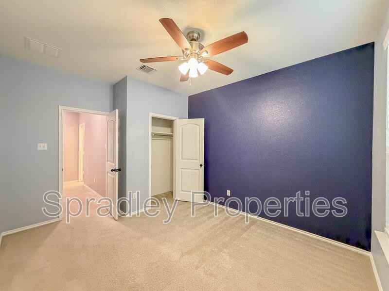 9118 Lonesome Oak Dr - Photo 7 of 26