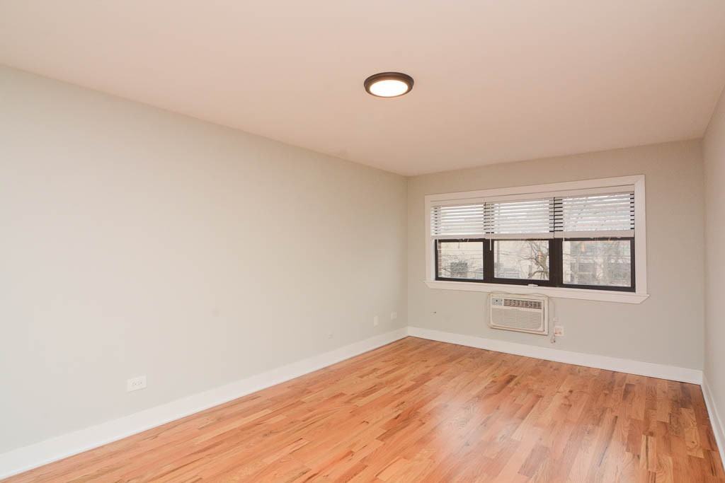 696 Elm Place #200 - Photo 7 of 21