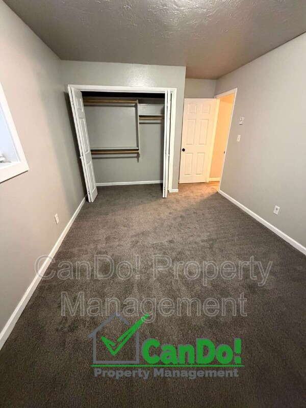 225 Carol Dr #3 - Photo 6 of 15