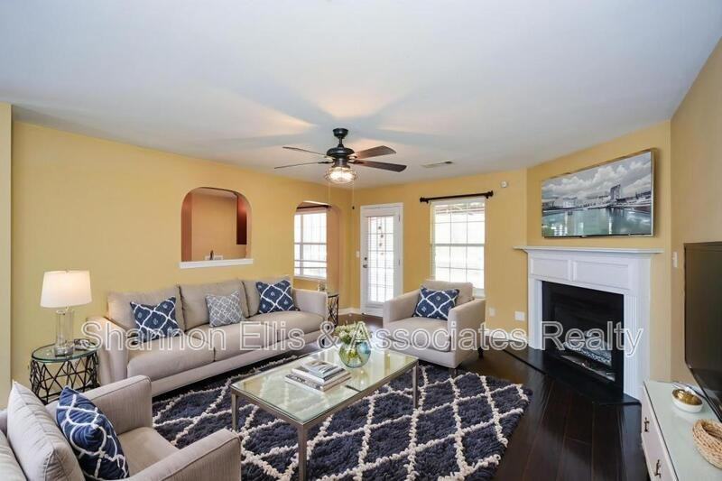 137 Baywood Crossing