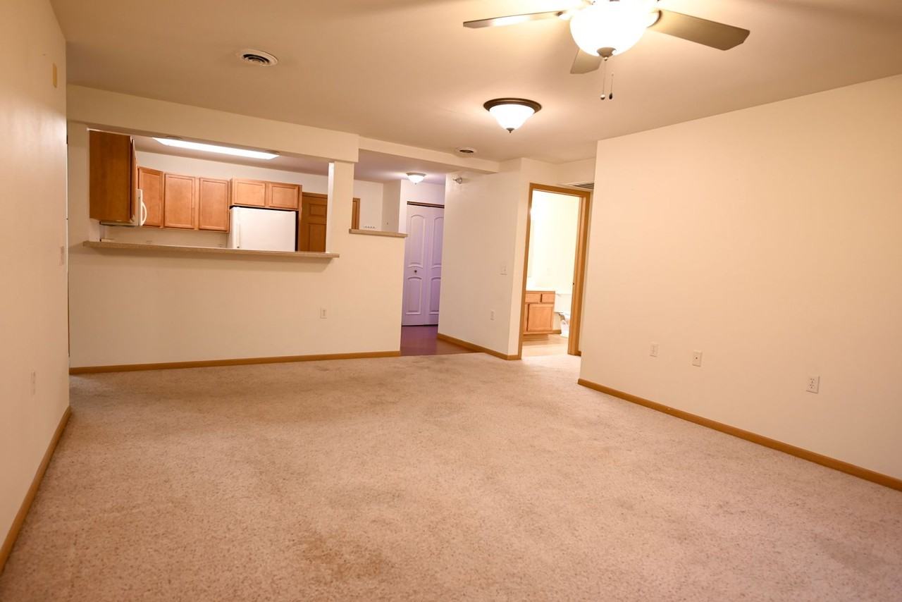 MCCOMB PLACE APARTMENTS - Photo 6 of 30