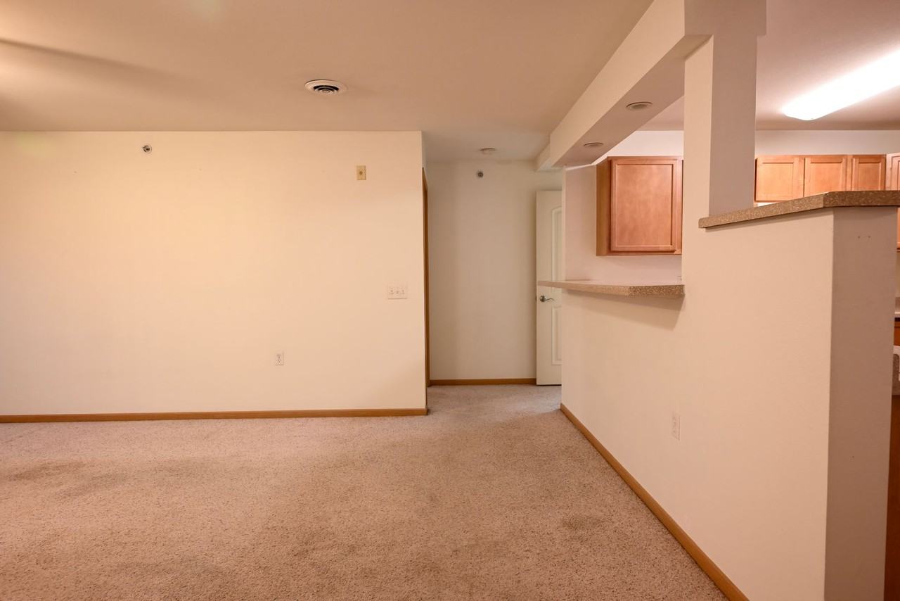 MCCOMB PLACE APARTMENTS - Photo 7 of 30