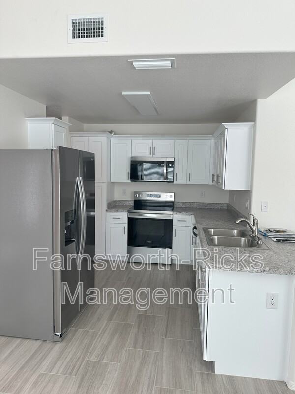 5013 E Covina St - Photo 3 of 9