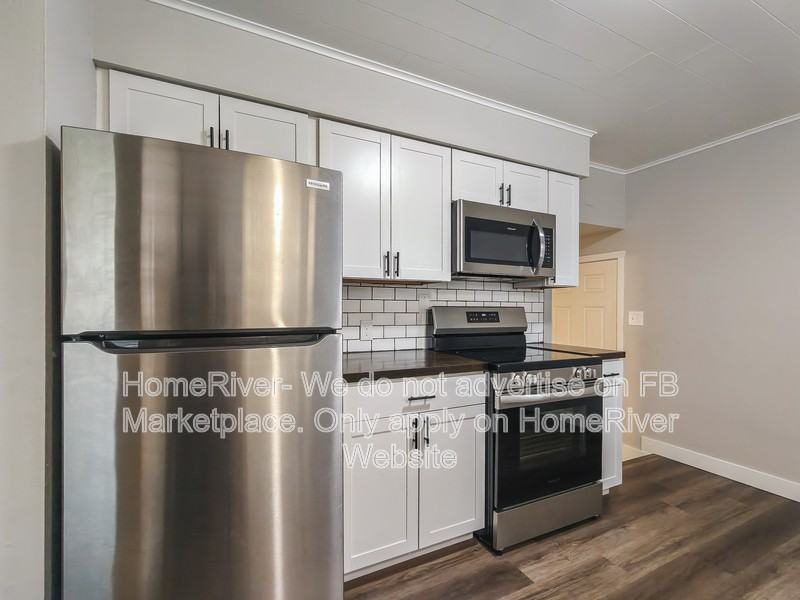 2922 W Princeton Ave - Photo 5 of 22