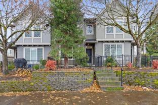 2310 Northwest Roseburg Terrace - Photo 1 of 1