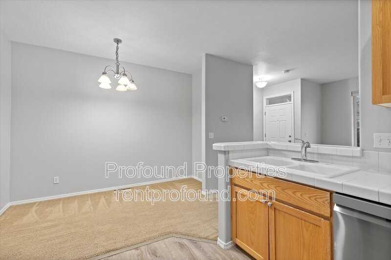 2310 Nw Roseburg Ter - Photo 7 of 36