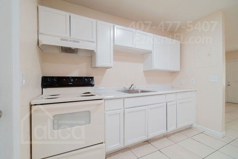 623 9th St #1 - Photo 3 of 13