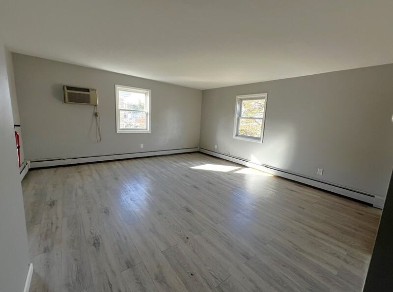 92 S Hamilton St - Photo 7 of 16