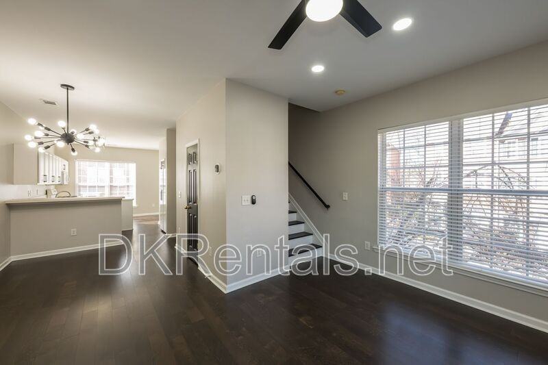 3177 Mill Springs Cir - Photo 5 of 27