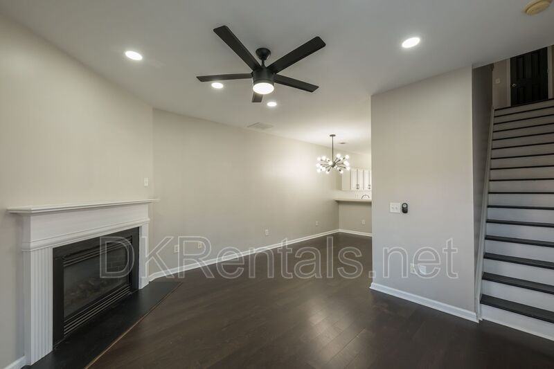 3177 Mill Springs Cir - Photo 6 of 27