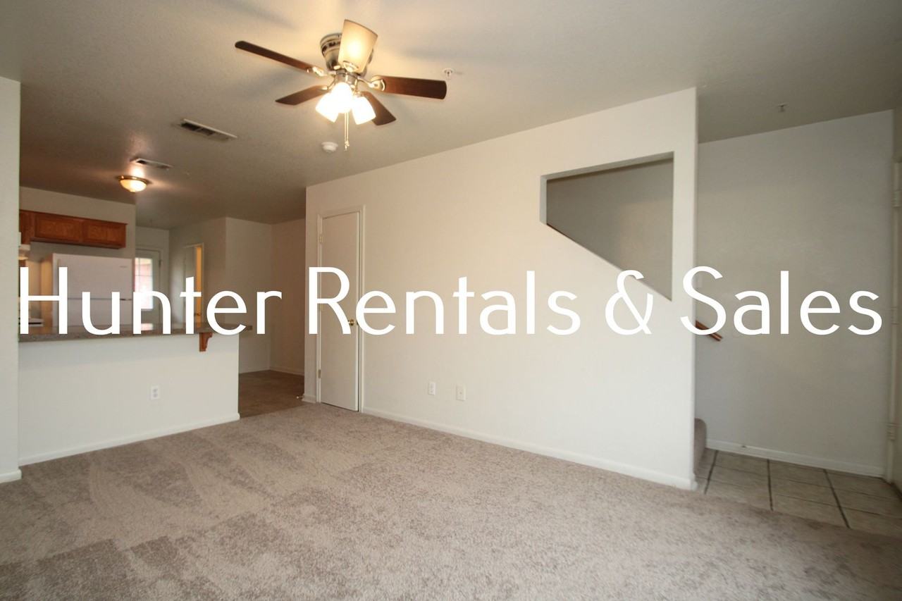 1102 Lansberry Court - Photo 4 of 17