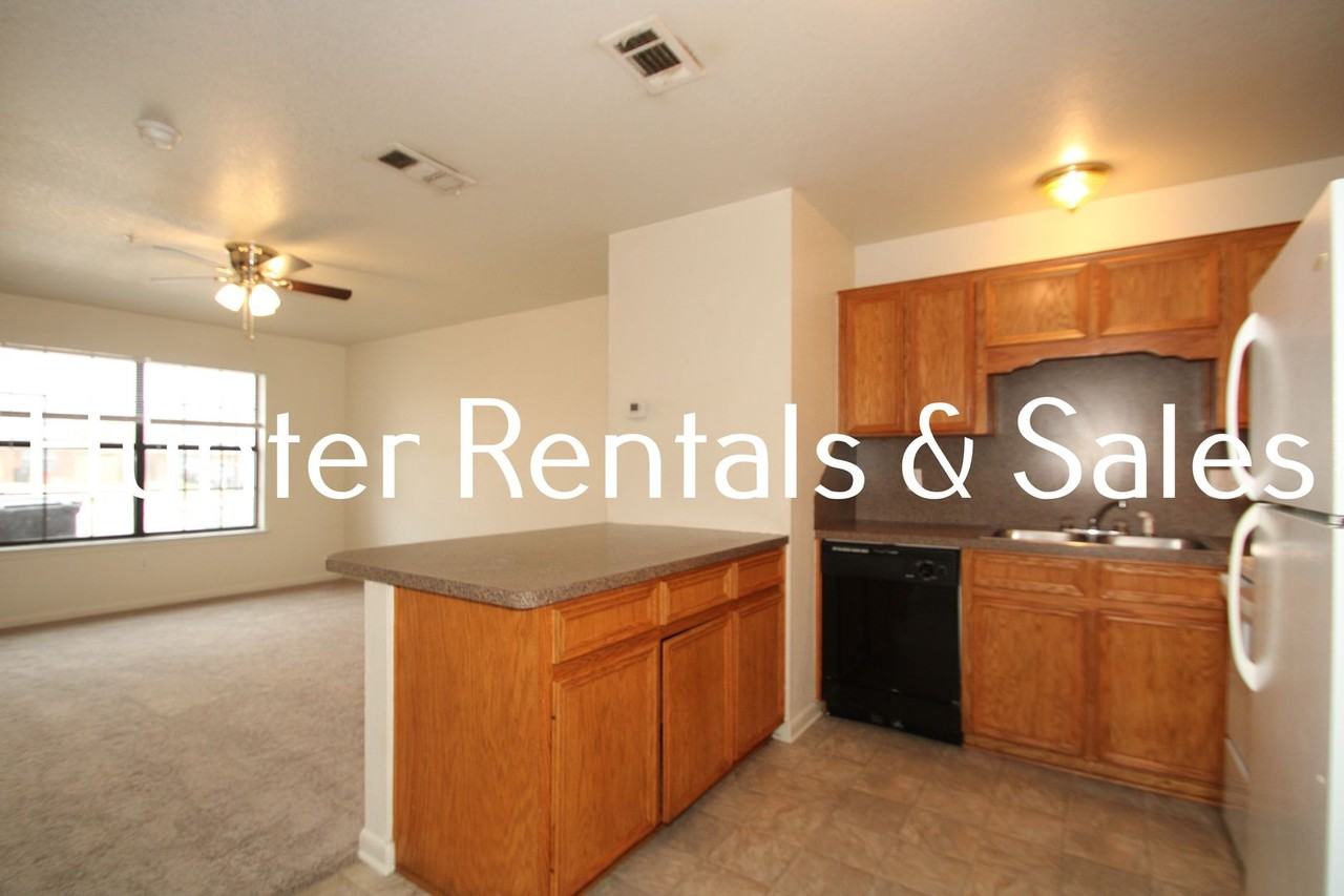 1102 Lansberry Court - Photo 6 of 17