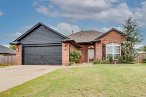 featured image of 1046 Phils Way NW