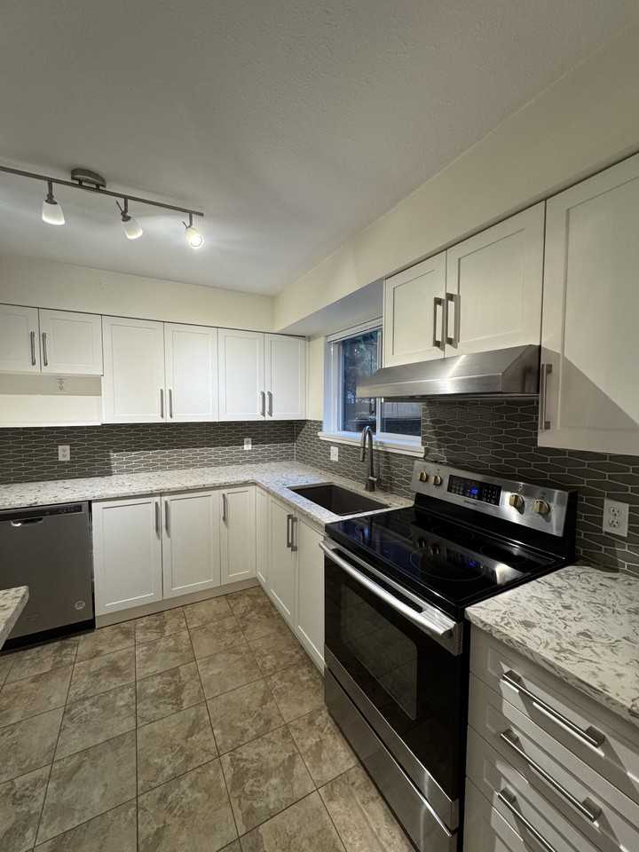 1148 Westwood Street #11* - Photo 2 of 22