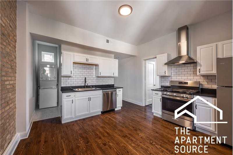 2842 West Augusta Boulevard #2