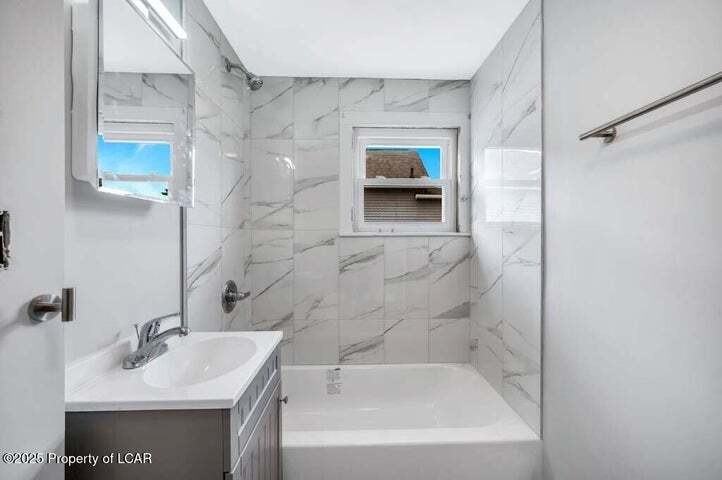 1019 S Main Street - Photo 7 of 23