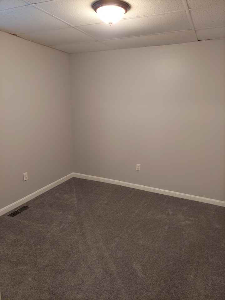 146 Walker Street - Photo 7 of 10