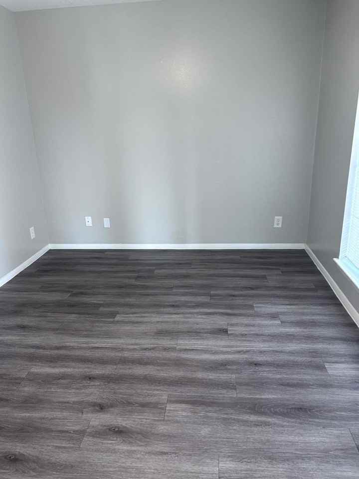 McIntyre Apartments - Photo 7 of 47