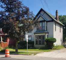 featured image of 715 South Rose Street