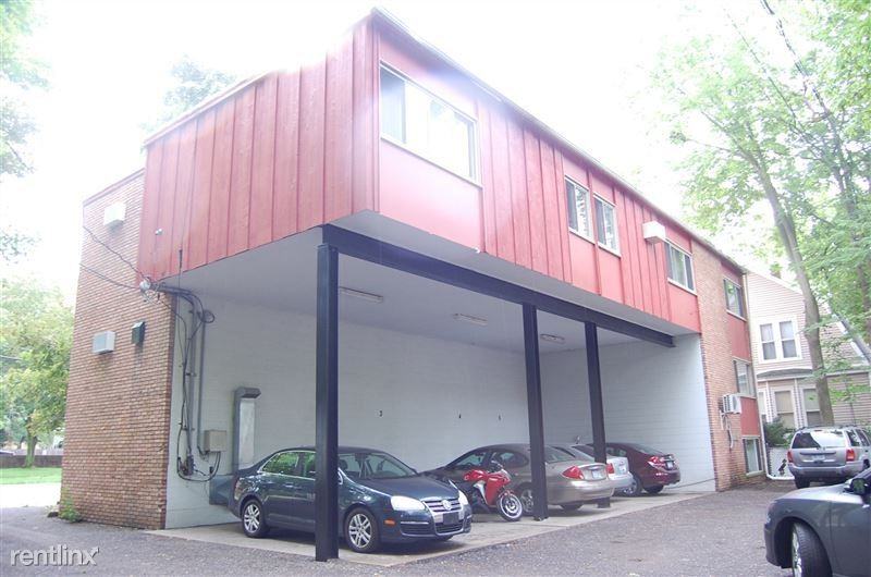 1310 Packard - Photo 2 of 23