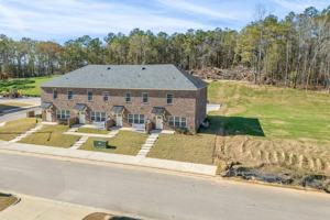 featured image of 2098 Downs Way