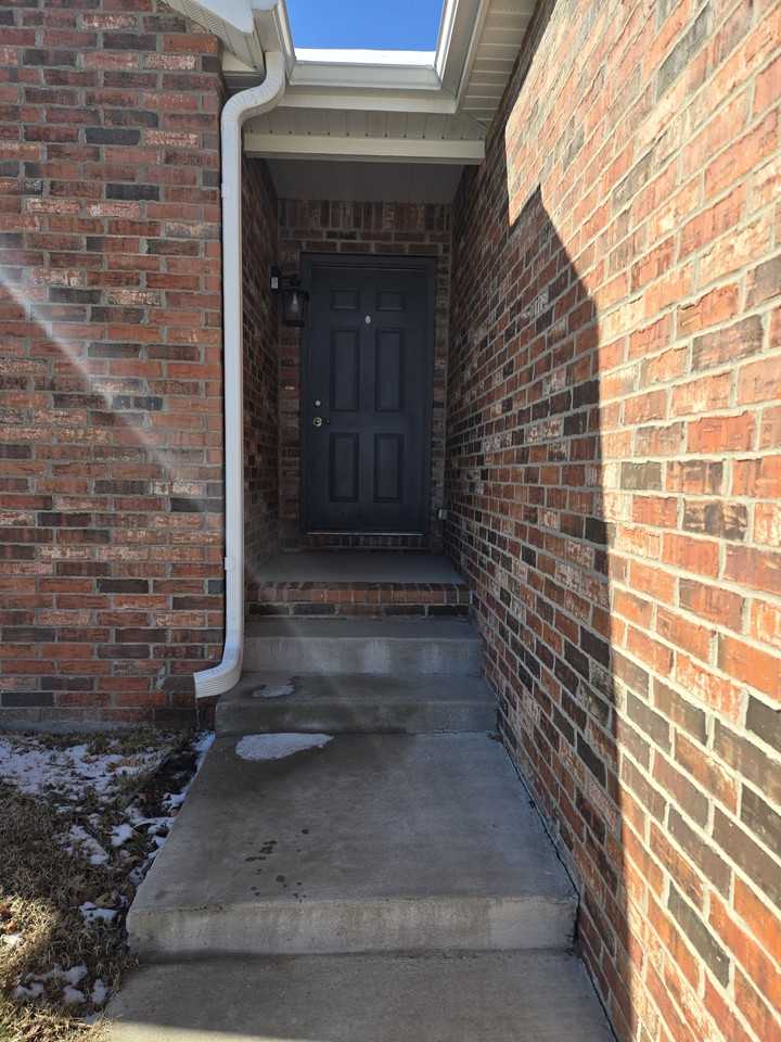 519 Welch St - Photo 2 of 19