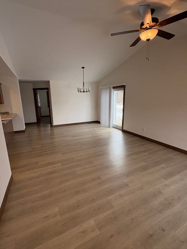 20209 62nd Avenue - Photo 2 of 18