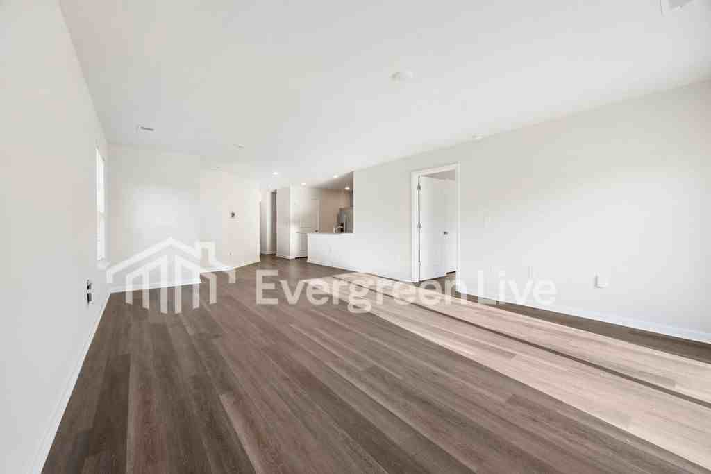 2225 Courtina Way - Photo 3 of 19