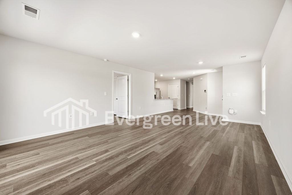 2212 Courtina Way - Photo 5 of 19