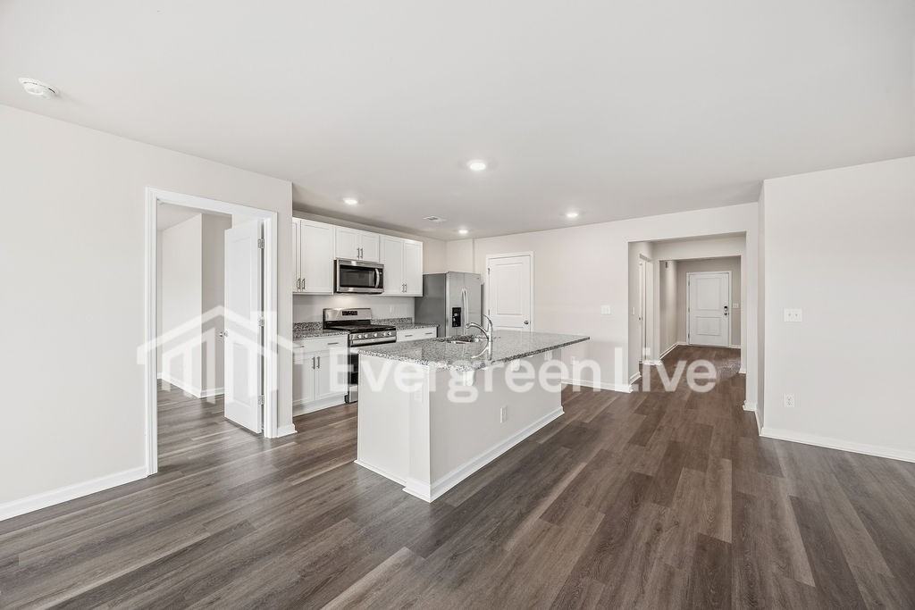 1194 Ridgeford Dr - Photo 6 of 29